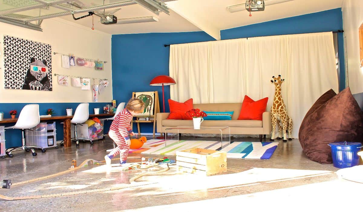 garage-play-room