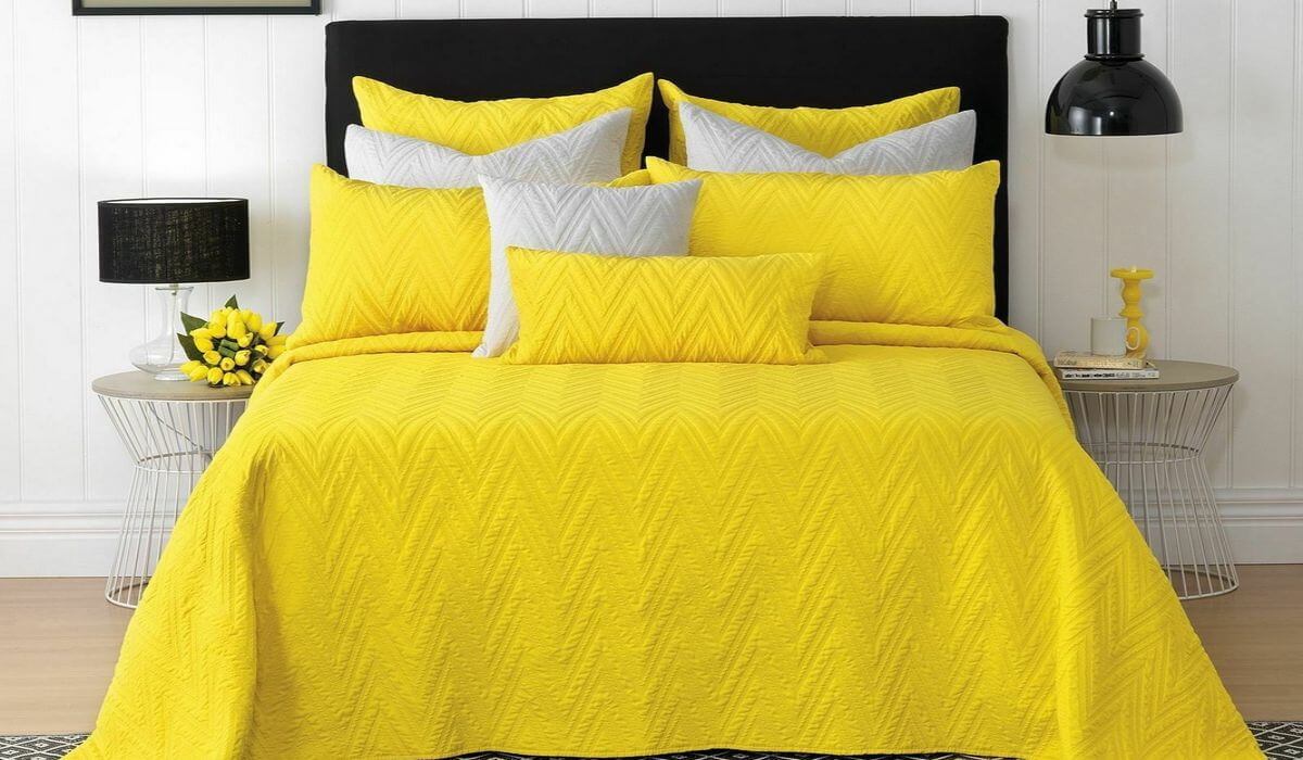 summer-themed-room
