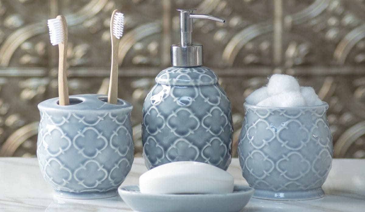 marble-toothbrush-holder