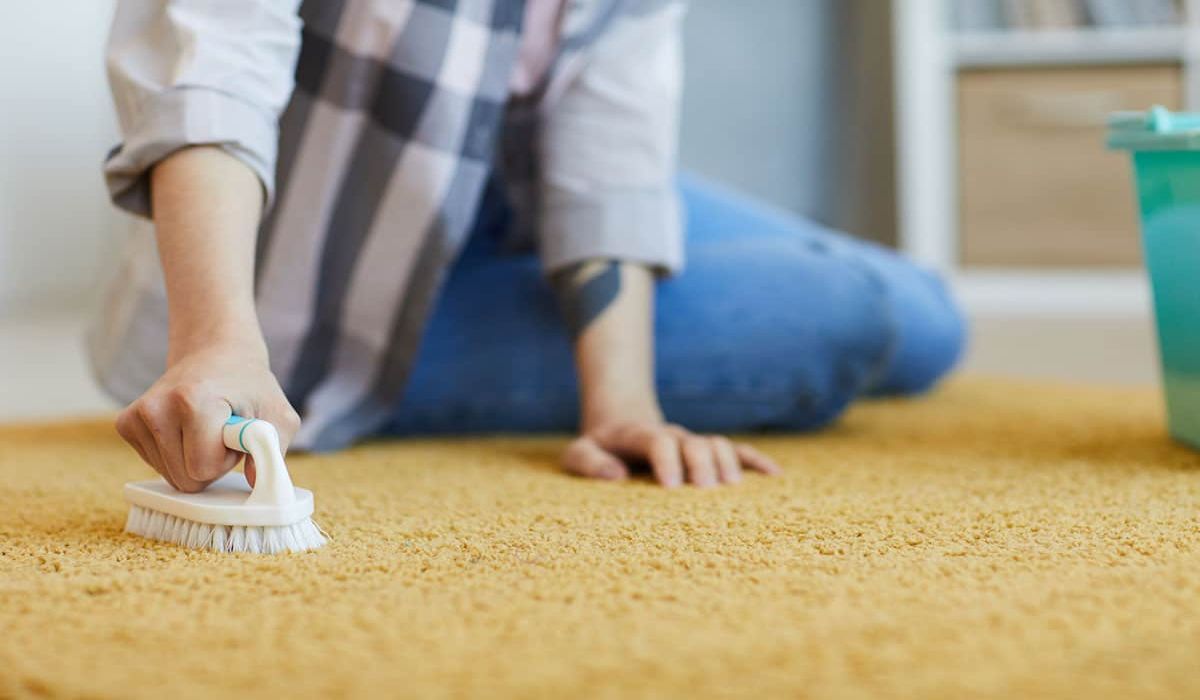 carpet-cleaning-with-corn-starch