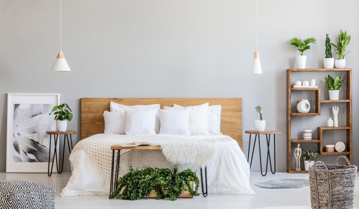 how-to-dress-bed-the-home-designer