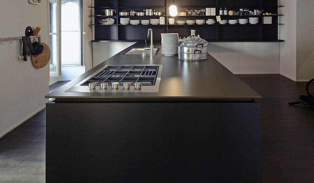 all-black-kitchen