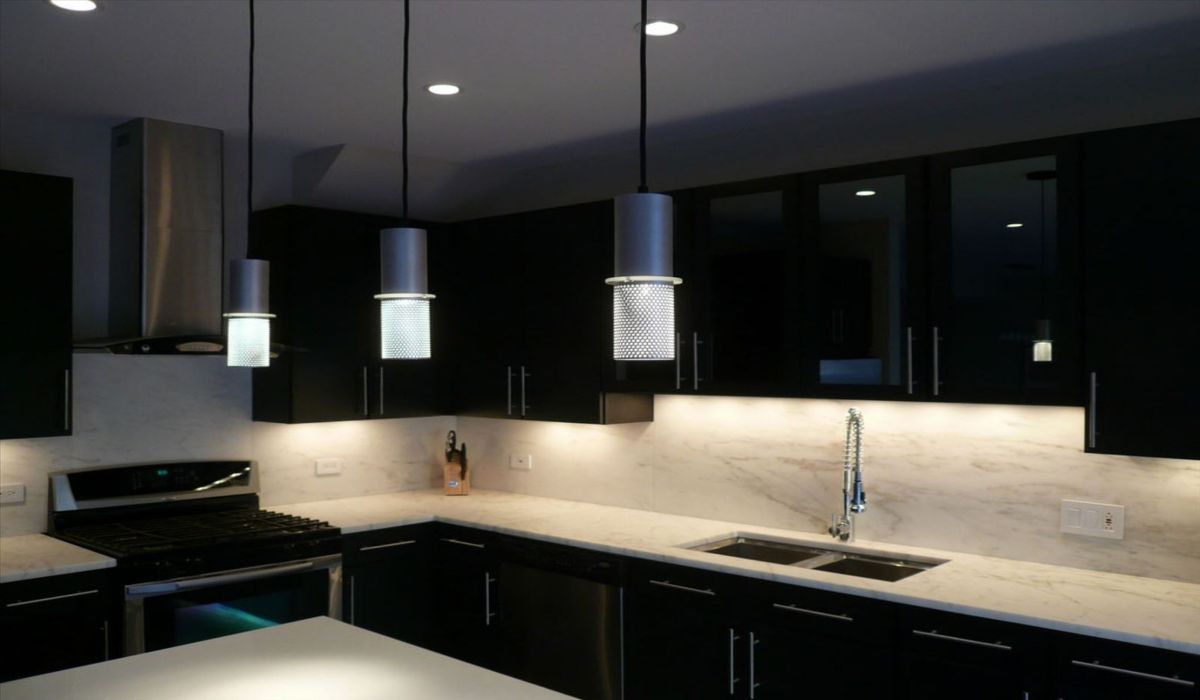 black-kitchen