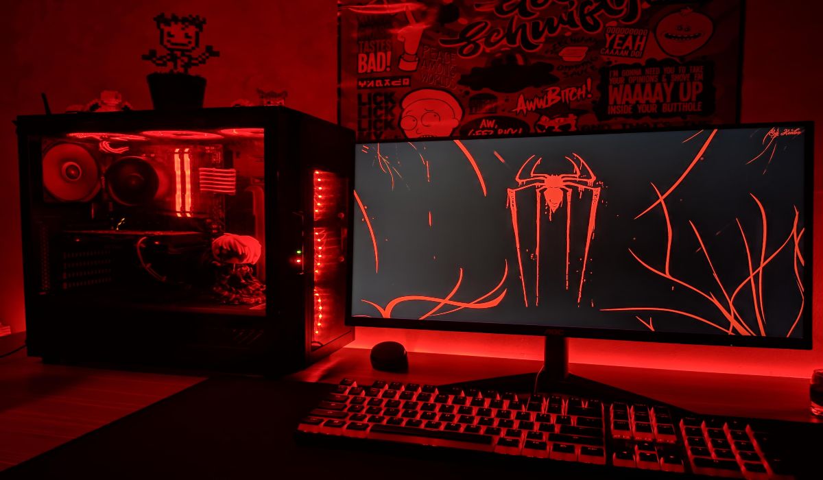 dark-red-gaming-rooms
