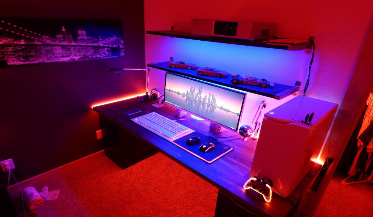 gaming-room-red