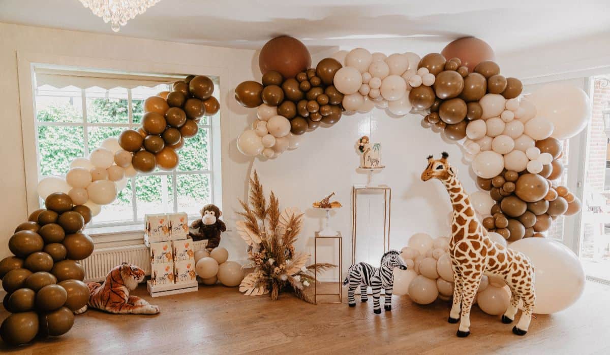 jungle theme birthday party
