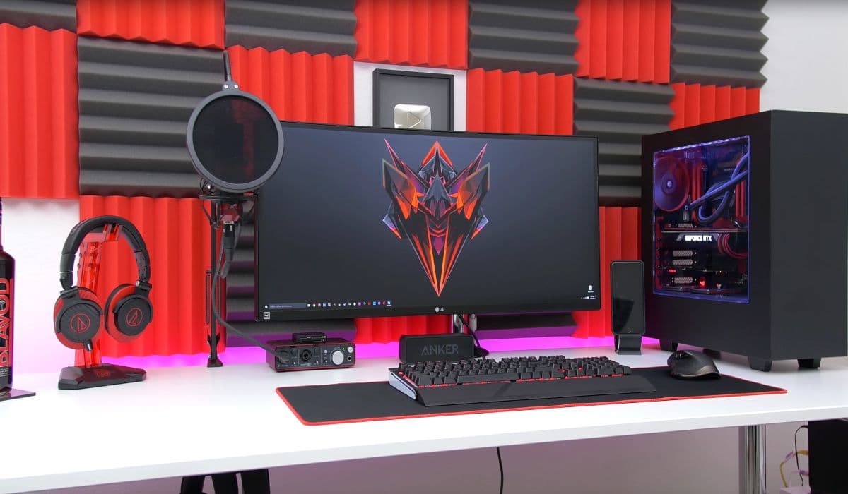 red-and-black-gaming-room