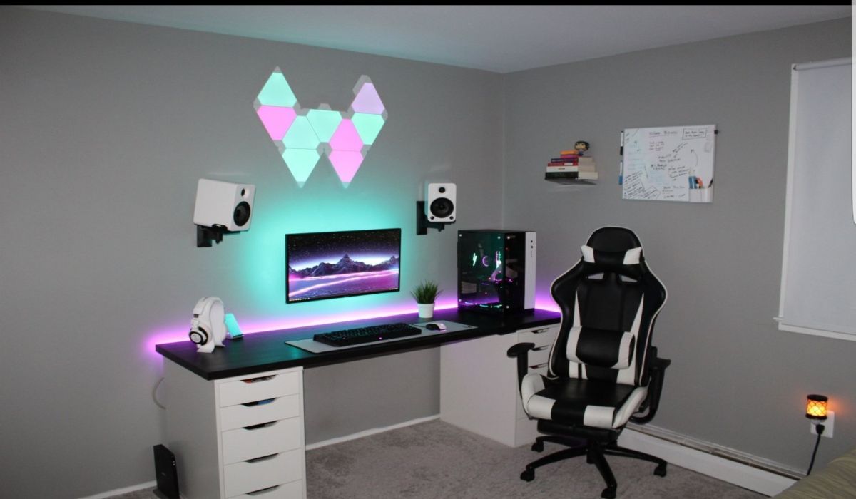 small-grey-gaming-rooms