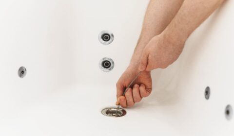 bath-blocked-drain