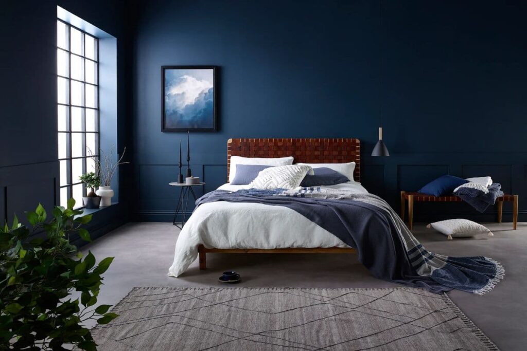navy-blue-and-white-bedroom-ideas